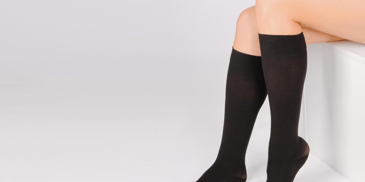 Dit zijn de voordelen van het dragen van steunkousen | StayHealthy.nl